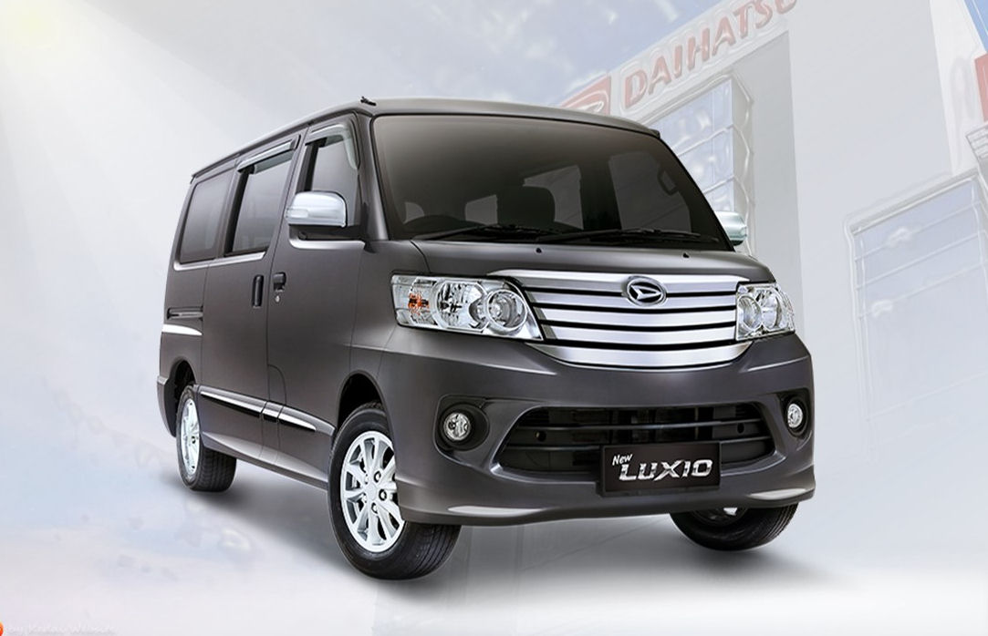 Daihatsu Luxio - Private Family Tour Vehicle