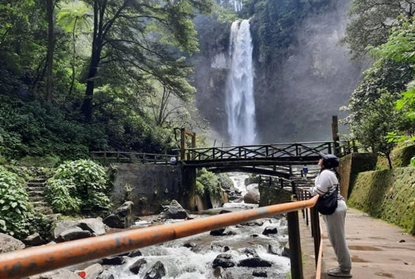 Air terjun di Jawa Tengah