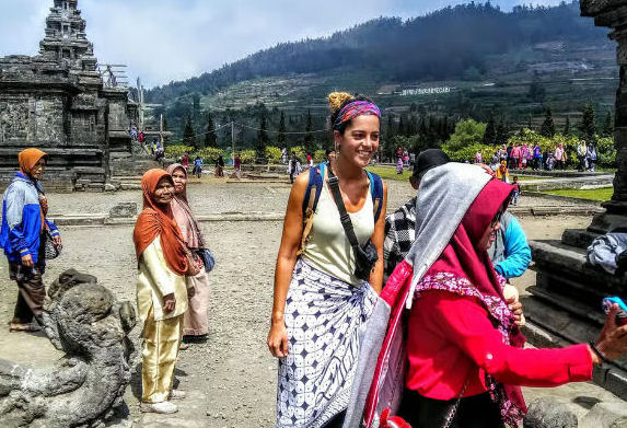 Gambar kanan konten pertama